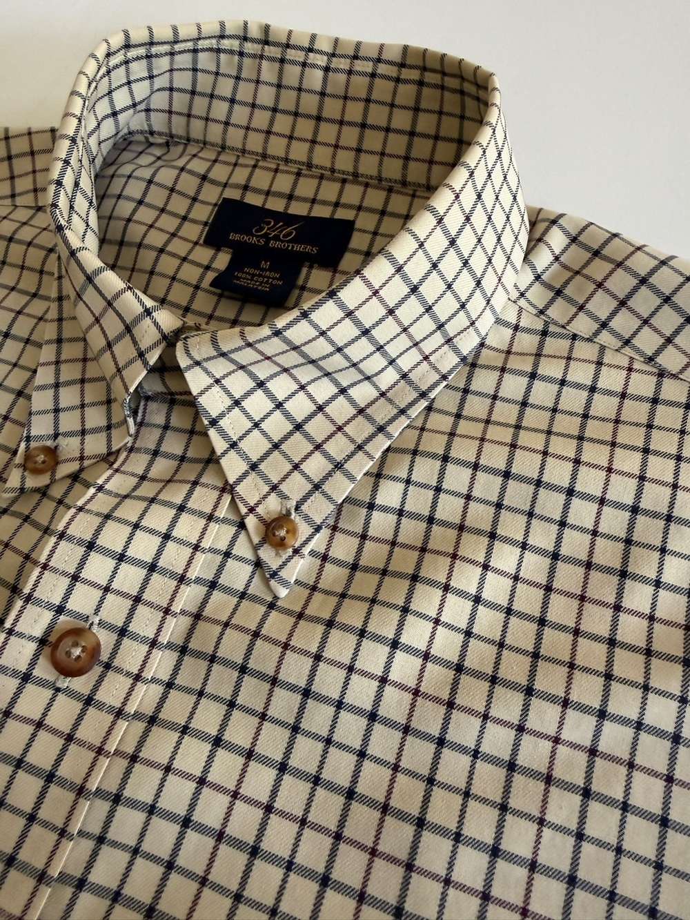 Brooks Brothers 346 Men’s Medium Non-Iron Cotton Check Button-Down Shirt